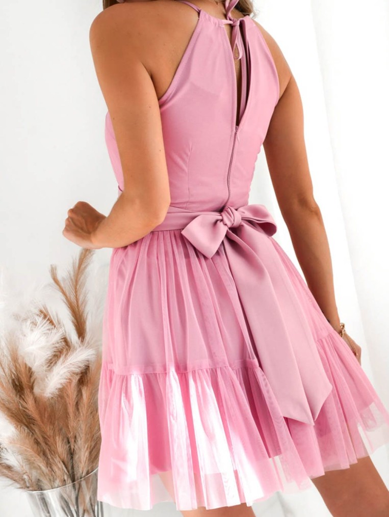 Sukienka Różowa Mini Tiulowa Na Ramiączkach Z Ozdobnym Paskiem Polska Produkcja Charlot