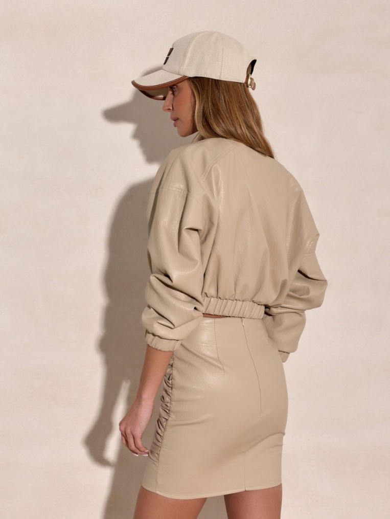 Alaya Beżowa Spodniczka Mini Z Eco Skóry Polska Produkcja