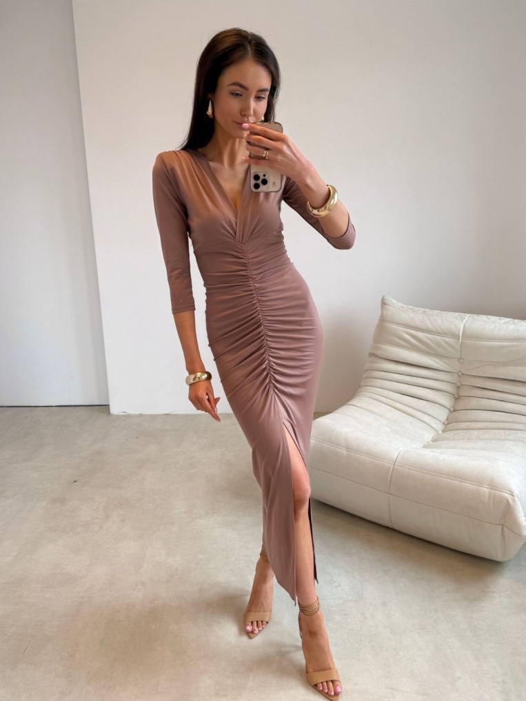 Classy2 marszczona sukienka midi w kolorze cappuccino polska produkcja
