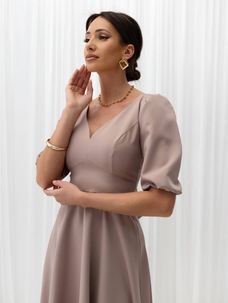 Viki midi sukienka rozkloszowana mokka z dekoltem v