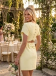  Bianca żółta sukienka mini elegancka z wycięciem na plecach