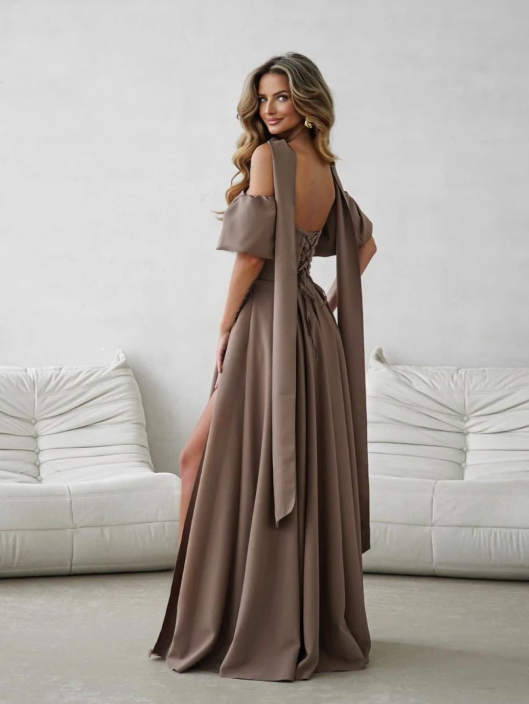 Kiara Elegancka Gorsetowa Mokka Sukienka Maxi